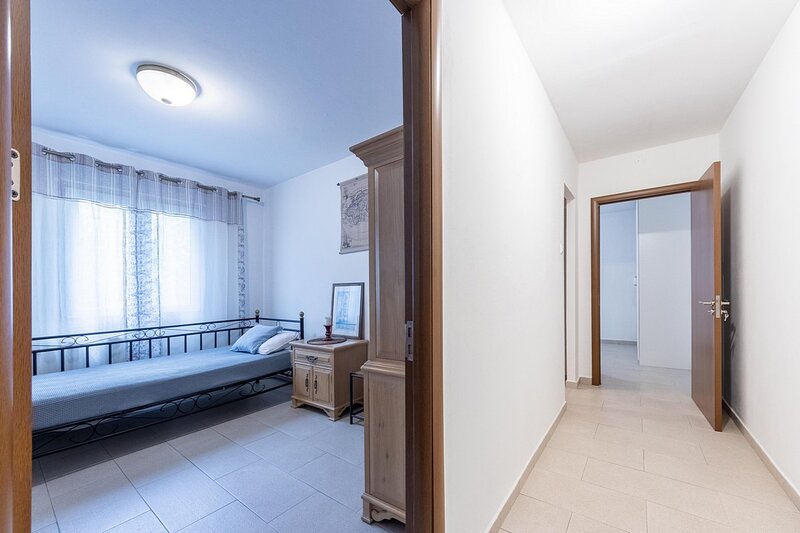 Piata Sudului, 3 camere, renovat + loc ADP + boxa