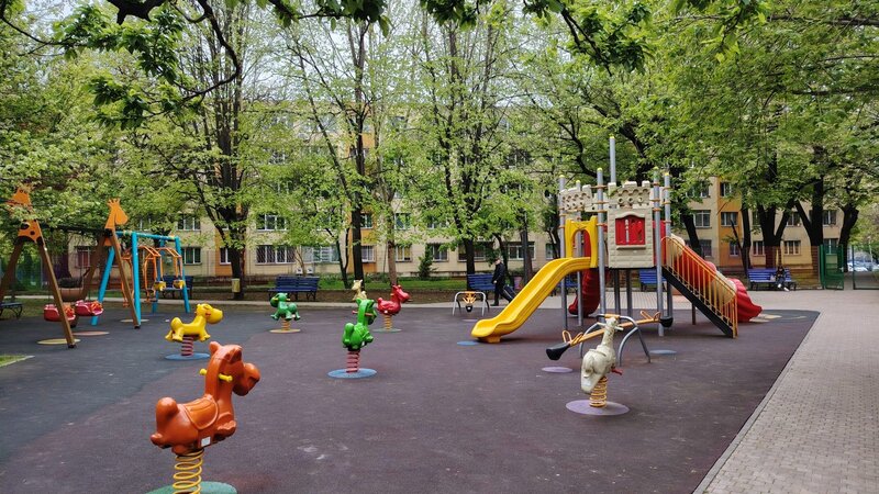 Piata Sudului, 3 camere, renovat + loc ADP + boxa